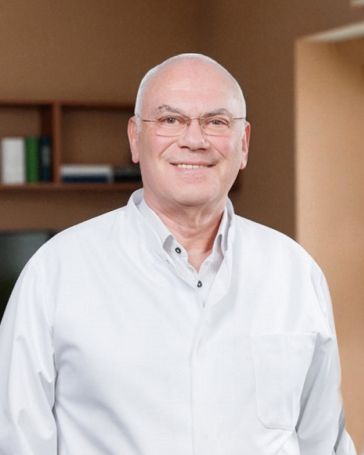 Махсон А.Н. — хирург-онколог, д.м.н.